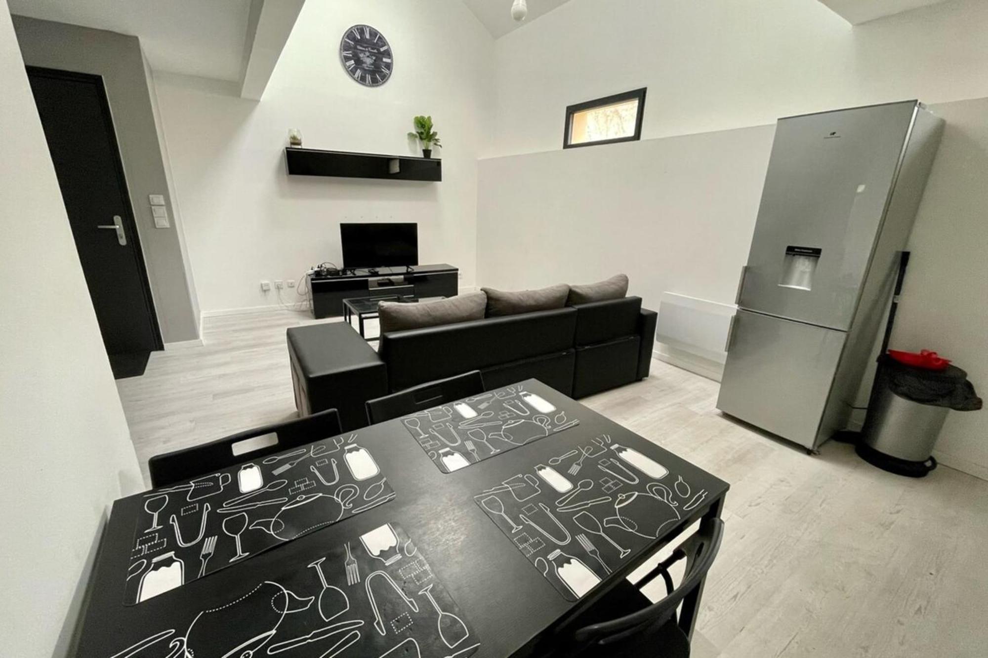 Duplex Montereau Centre - Chez Marc Apartment Bagian luar foto
